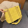 Filo ricamato Lingge femminile nuova tendenza della moda borsa a tracolla monospalla di grande capacità versatile borsa a tracolla 90% di sconto all'ingrosso online