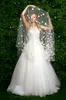 Bridal Veils V83 3D Flowers Wedding Veil Droped Handmade fingertoppslängd ingen kamskuren Mantilla Free Shippibridal
