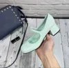 Sandali con tacco spesso in pelle di pecora di alta qualità Color caramella Scarpe estive per il tempo libero da donna Scarpe alla moda Tacchi alti in pelle Mary Jane