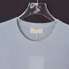 Женские свитера 2022 Лето сплошной цветовой полый круглый круглый рукав дизайнерский дизайнерский футболка модная простая простая комфортная вязаная топ женщин81