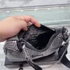 Frauen Handtaschen Geldbörse Diamant Schulter Umhängetaschen Mode Buchstaben Einstellbare Hardware Kettenriemen Blingbling Beutel Handtasche Fabrik