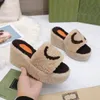 Woman Slide Sandal Slippers With Interlocking Sliding Thick Sole 7 models Sandals and Interoperable CORALVET SOFT SLIDID DUAL LORZE size 35-41