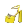 Dress Lederen Women Nieuwe Super CM Chunky High Heel Shoes CM Platform Pumps Silk Satin Diamond Polyurethane Bott