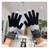 Cinco dedos Guantes Lindo Pantalla táctil Montar Tela de punto A prueba de frío Dedo completo Invierno Algodón Mittens