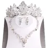 Orecchini Collana Set di gioielli da sposa in cristallo floreale di lusso Corone nuziali Spettacolo Diadema Orecchini Girocollo Set di perline africane Orecchini