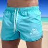 Été Hommes Shorts De Plage Lettre Imprimé Fitness Sports Casual Taille Élastique Cordon Mâle Conseil Pantalon Court S3XL 220707