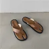 Moda bayan kaydırıcılar terlik flip flops klasik sandalet fitflops kadın sandal düz dip siyah beyaz kahverengi kadın yaz plaj açık