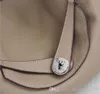 5A Novo arm￡rio de rem￩dios em Baotou camada de bolsa de ombro de couro ￺nico Handbag de couro feminino Totes bolsas designers bolsas de moda feminina bolsas de venda