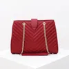 2022 Новый дизайнерская сумка на плечо мода мода монограмма цепь женская сумочка стеганая линия простые плетения сумки мешок блокировки металла логотип женская сумка