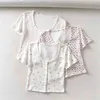 en Amerikaanse mode vrouwelijke zomer bloemen blouse sexy laag uitgesneden ronde kraag uitgehold uit korte mouw t-shirt 210401