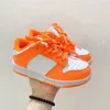 2022 Chaussures de skateboard en plein air pour enfants Orange Dairy Cow St John's Noir Blanc Brésil Côte Syracuse Garçons Fille Enfant Sport Entraîneur Chaussures de basket-ball Taille 25-35