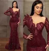 2022 Wunderschöne Burgunder Perlen Abendkleider Meerjungfrau Sheer Neck Kleid Langarmes formelle Party zweite Kleider Arabisch ASO EBI Major BC12326