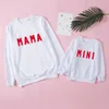 Mode lente lange mouw ouder-kind outfit trui t-shirt brief printen ronde hals moeder dochter sweatershirt mooie casual herfst mom kleding T42LSO6