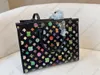 22ss Autumn OnTheGo Bag Flowers Gradient Nicolas Ghesquiere MM PM Totes Womens Designer Black Colorful Canvas Leather Handbag Large capacity On The Go Handle M21233