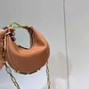 Moda damska torebka luksusowa skórzana torba na ramię z łańcuszkiem dno litery torebki Vibe Ava Designer Graphy ins Tote Mini torby