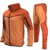 Completo da uomo Completo da uomo Felpa con cappuccio in pile tecnico Abbigliamento da allenamento elasticizzato Cappotto di buona qualità Pantaloni sportivi Set abbigliamento G220727