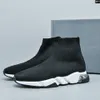 2022 Corredores Sapato de corrida Homens homens malha nylon sports sapatos de sapatos estilista masculina feminina solas fortemente esporte tênis de tênis tênis tamanhos 35-45 hcmk0002