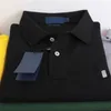 Męskie koszulki polo designer koszule do haftu modowego małe pszczoły drukowanie ubrania ubrania tee czarno -białe męskie koszulka różne style