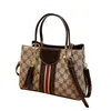 핸드백 가방 새로운 봄과 여름의 다목적 핸드 세련된 여성의 One Shoulder Messenger 대용량 가방 지갑