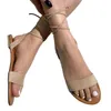 Klare Sandalen Absätze überquerten Schuhe mit niedrigem Haken mit Riemenanzug weiblich Beige Cross-Shoe Open Tode große Summenandals SA-SUMP