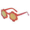 Kind zonnebril Mooie zonnebloemen kleurrijke zonnebrillen ontwerper ronde frame meisjes matte reisglazen zonnebrandschade mode -bril bril bril bril b58