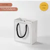 Coffret cadeau bijoux sac pour collier, boucle d'oreille, carte-cadeau avec couvercles et éponge remplie plusieurs tailles (noir et blanc)