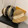 Sombreros de ala ancha Verano Color sólido Sombrero de paja para mujer Mar Playa Vacaciones Moda Sombrilla Protector solar Arco Sol para mujer Viso ajustable