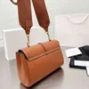 NUEVO Bolso de hombro Bolso de diseñador Bolsos de mujer Vintage Mujeres Compradores Diseñadores de cuero Bolsos Tote Mujer Crossbody Correa para el hombro Ancho Suave Monederos salvajes 220413