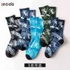 2022 New Men's Mid-tube Socks Autumn and Winter Skateboard Thickened Personality Men and Women Tie-dye Maple Leaf Sockb