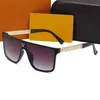 Designer Solglasögon Mens Luxury Avant-Garde 8286 Mirror Print Square Sun Glasses Europeiska och amerikanska personlighet och kvinnor Stree2845