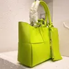 Designer feminino Arcos Intreccio Weave Bag It￡lia Bolsas de compras de couro de couro Lady Lady Capaced Basket Tootes Bolsa com 2242