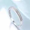 女性の婚約指輪小さなジルコニアダイヤモンドハーフエタニティウェディングバンドソリッド925スターリングシルバープロミスアニバーサリーリングr012304y