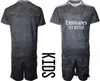 Kinder 212022 Torhüter Fußball Trikot Courtois Real Madrids Fußballkleidung Vini Jr Hazard Sergio Ramos Benzema Camiseta Shirts 1721574