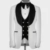 2022 Newest Pattern Men Suits Green Velvet Shawl Lapel Wedding Tuxedo Terno Masculino Prom Groom 3 Pcs Slim Fit Blazer (Jacket +Vest+Pants )