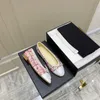 Bale düz ayakkabılar mevsimsel kadife eldiven daireler gündelik ayakkabılar yaz plajı yarım moda kadın loafers tasarımcıları lüks üst Quilty ile kutu boyutu 35-40