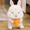 Mignon biberon carotte lapin poupée en peluche cochon poupée cadeau d'anniversaire pour enfants