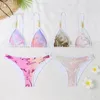 Heta tie-dye bikinis baddräkter vadderade push up tunna bandage kvinnliga kedja tvådelar badkläder utomhus strand rese kontrast färg baddräkt hög kvalitet