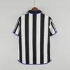 1983 1995 96 1997 1999 2000 2001 2004 2005 Maillots de football rétro Geordie 83 85 97 98 99 05 SHEARER ASPRILLA TERRIER Accueil Noir Blanc FC Chemises de football classiques