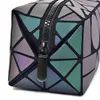 Torebki kosmetyczne wodoodporne ołówek torba torba luksusowa torba projektowa Pu Diamond Lattice torebki koreańskie eleganckie torebki mody geometryczne Portfele Luminous Pack