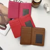 Высококачественные классические держатели роскошные дизайнеры короткие кошельки мужчины для женщин настоящий кожаный держатель кредитных карт монета кошелек кошелек