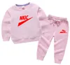 Yeni Bahar Giyim Setleri Egzersiz Sweatshirt Drawstring Sweatpant Sets Çocuk Trailsuit Çocuk Jumper Pant Jogger Seti 1-13 yıl