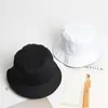 Berets Tiger Animal Embroidery Cotton Bucket Hat Fisherman Outdoor Travel Sun Cap Hats For Men And WomenBerets