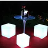 Ensembles de meubles de barre lumineuse LED table ronde (D60 * 58CM) 1 pc + 2 pièces chaise Cube LED D40cm 1 ensemble