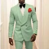 Trajes para hombres Blazers Llegada Menta Verde Hombres Novio Esmoquin para traje de boda Mantón Solapa Chaqueta de 2 piezas Pantalones Ropa de fiesta formal Blazer Pantalón