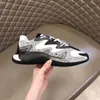 2022 Designer Men Roller Shoes Lace Up Sneakers Flats Leisure Men Trainer Popular Breathable Mesh Male Wade Runner