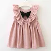 Vestidos de meninas de líder de urso 2022 Nova marca Princess Rouped Square Collar Colar Bowknot Solid Color Dressos fofos por 2-6 anos G220518