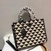 Womens Designer Bag Small 28cm 17 cm Tote Bag Jacquard Tyg Påsar Black Beige broderad handväskekorthållarbutikhandtag