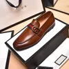 الأعمال الرسمية للأحذية الحذاء الفاخرة المصممة للرجال النسخة الكورية البيضاء أحذية جلدية حقيقية حذاء بريطاني رجع