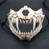 Halloween PU Maschera schiuma di schiuma morbida a metà facciata Skull Cosplay Coatume Drago giapponese God Tengu Horror Skeleton Party L220530