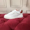 Topp män kvinnor casual skor designer botten besatt spikar mode insider sneakers svart rött läder låg top skor storlek35-45 kjk0001